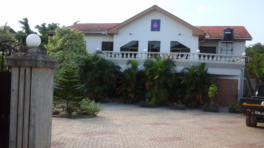 Eden Lodge Cape Coast Exteriér fotografie